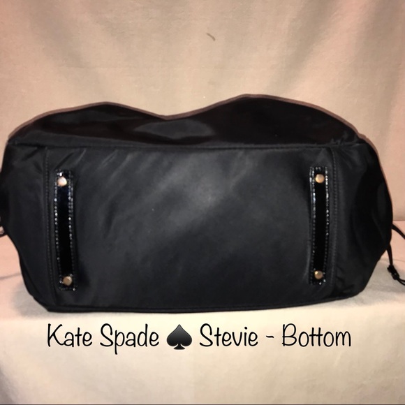 ♠️ Kate Spade Stevie Baby Bag 🚼 - Picture 4 of 8